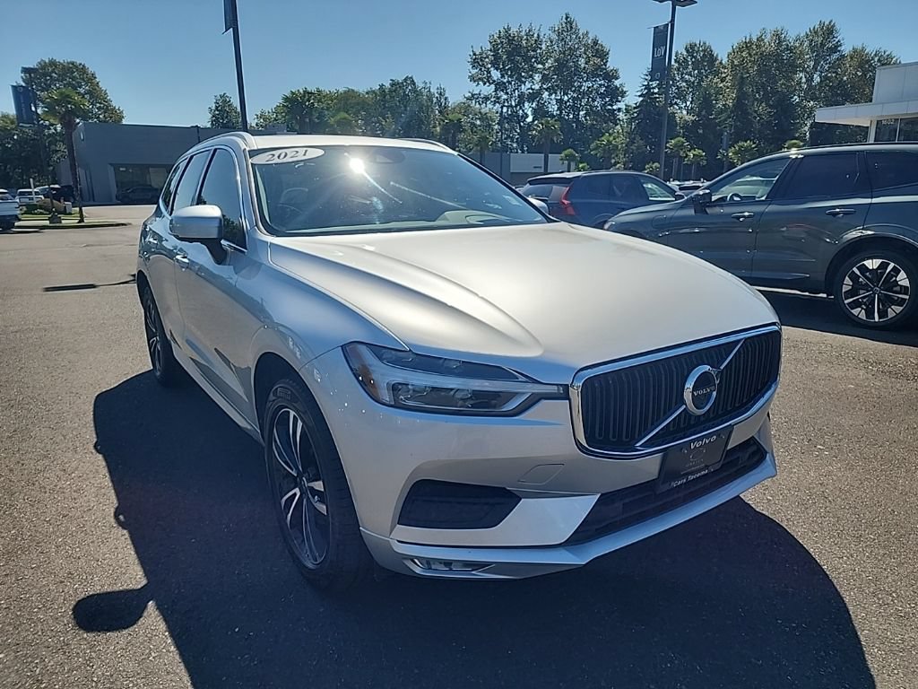 Used 2021 Volvo XC60 T5 Momentum w/ Protection Package AWD/4WD image 8