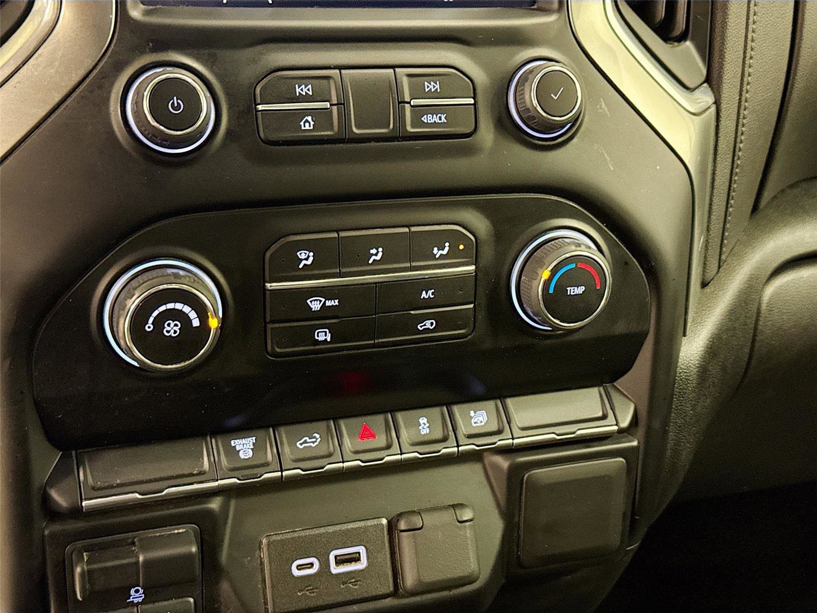 Used 2023 Chevrolet Silverado 2500 LT image 15