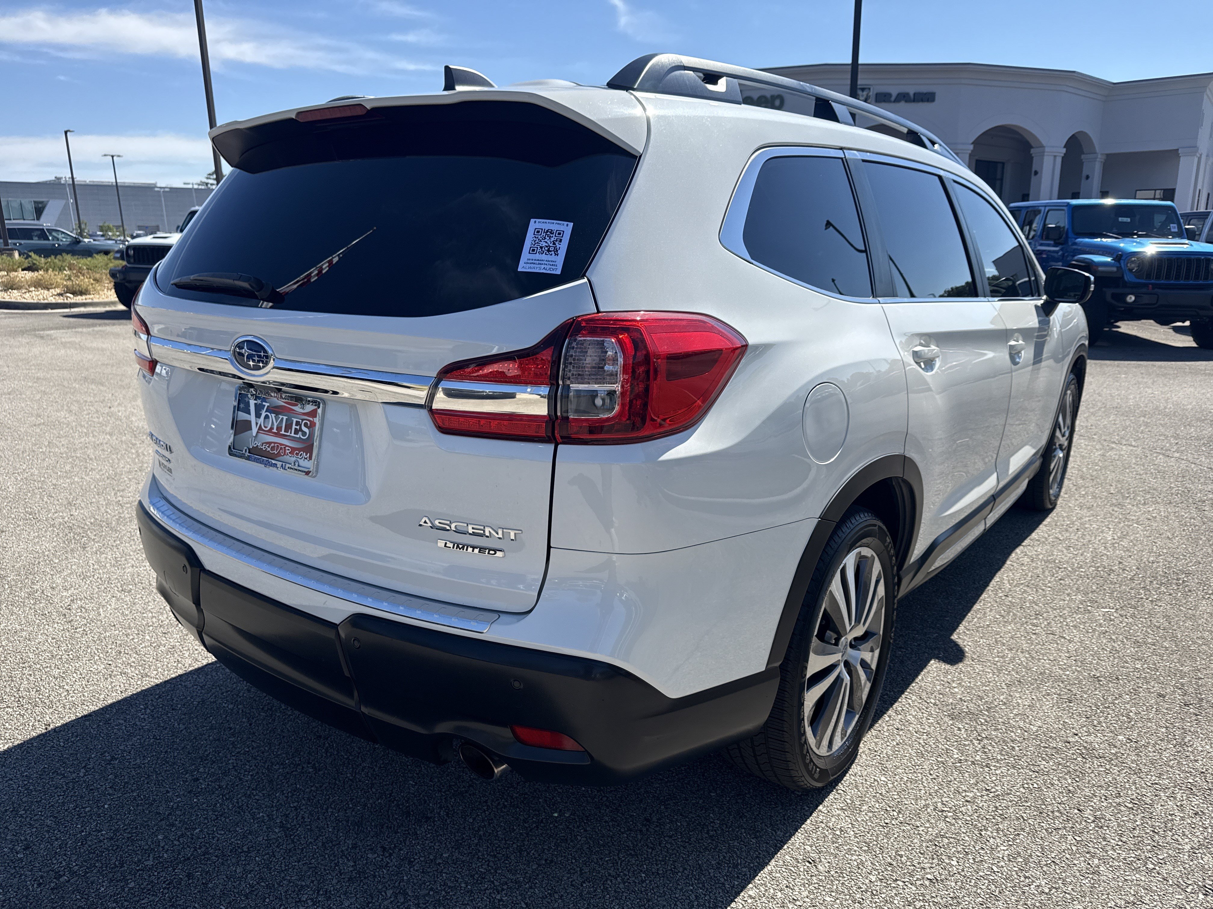 Used 2019 Subaru Ascent Limited AWD/4WD image 7