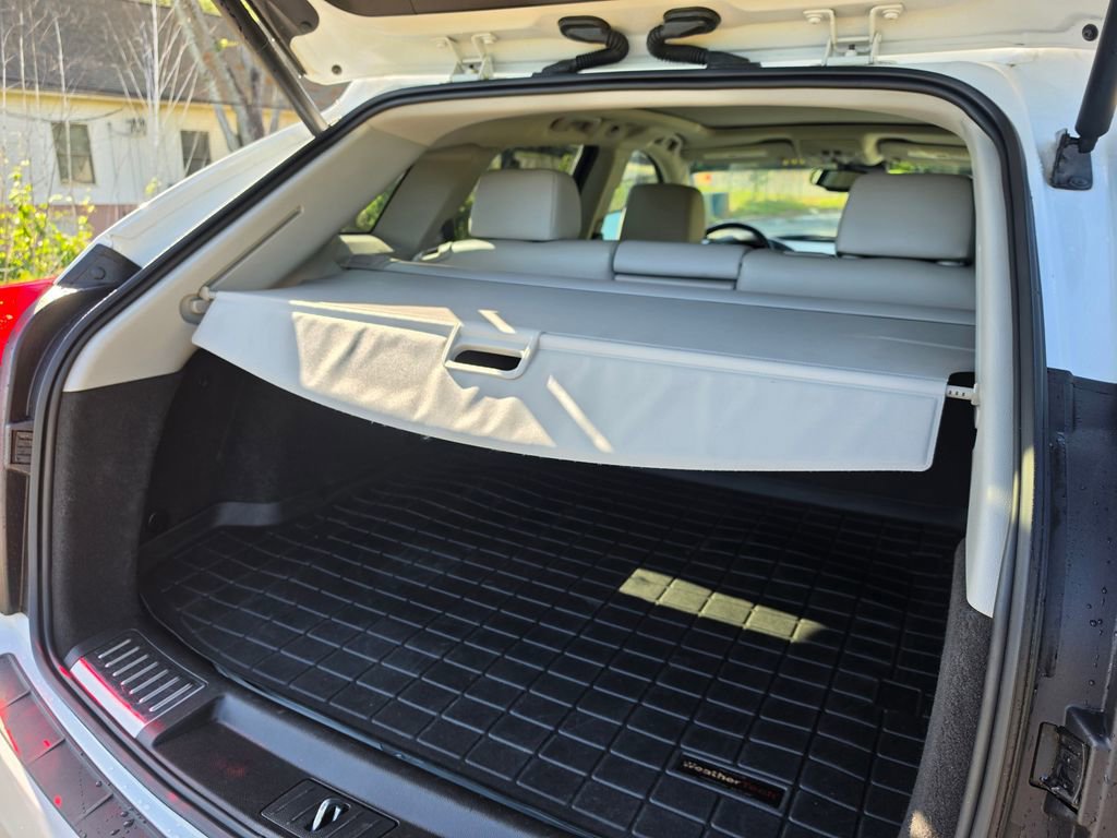 Used 2016 Cadillac SRX Performance w/ Driver Assist Package image 42