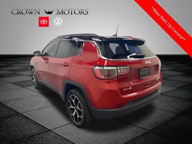 Used 2025 Jeep Compass Limited AWD/4WD image 4