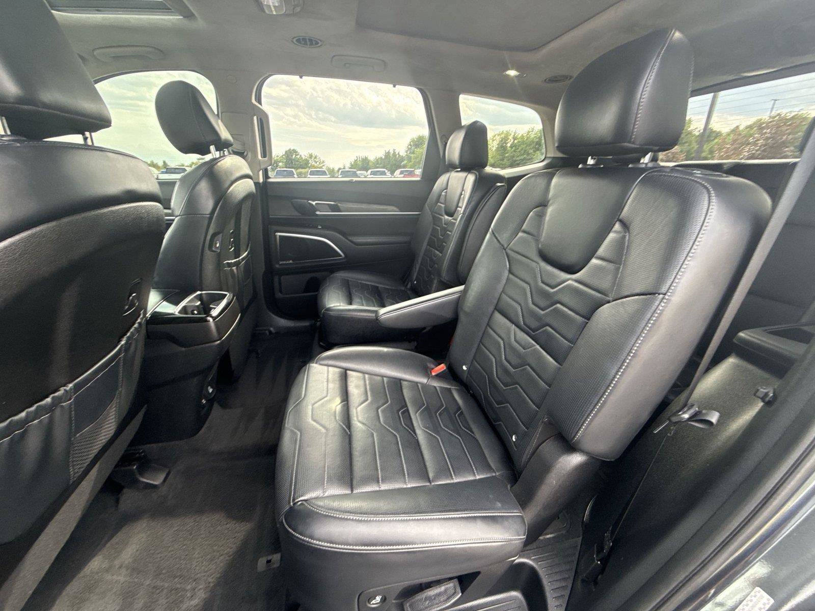 Used 2022 Kia Telluride SX w/ SX Prestige Package AWD/4WD image 17