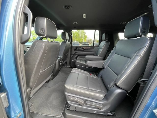 Used 2025 GMC Yukon XL Elevation AWD/4WD image 9