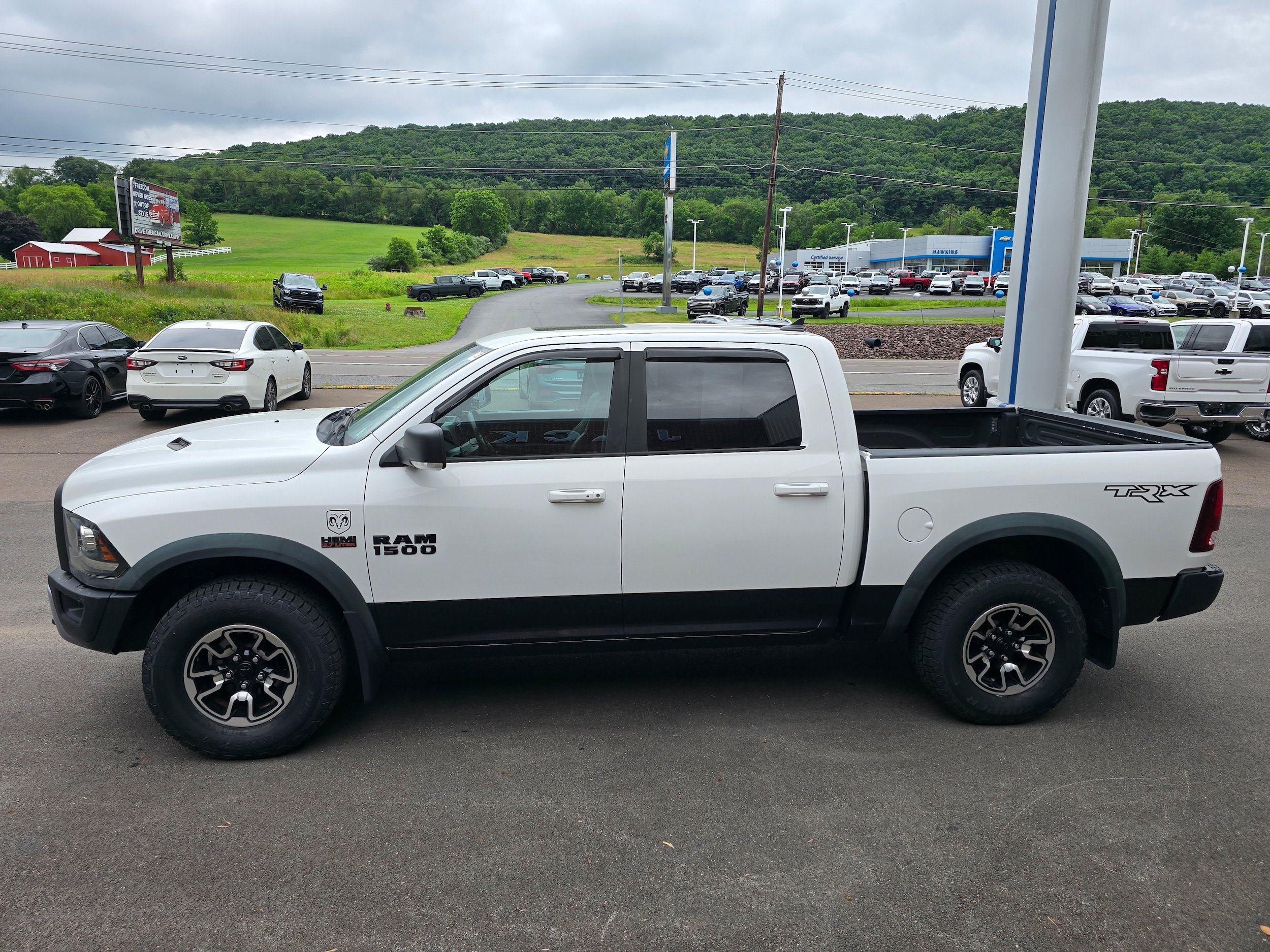 Used 2016 RAM 1500 Rebel w/ Luxury Group AWD/4WD image 4