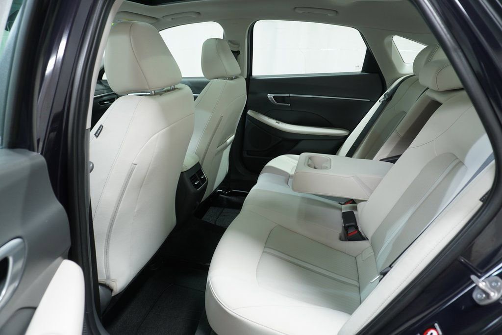 Certified 2023 Hyundai Sonata SEL w/ Convenience Package image 12