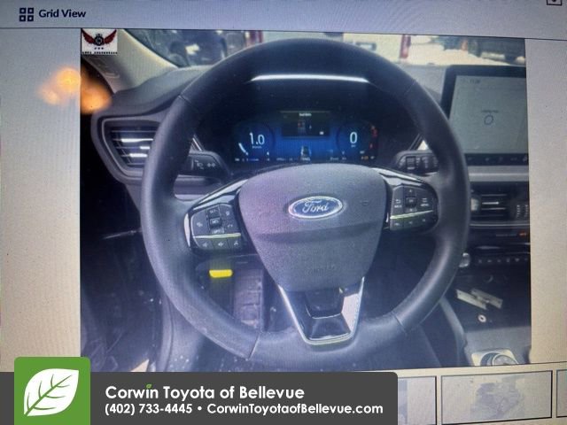 Used 2023 Ford Escape Platinum w/ Premium Technology Package image 3