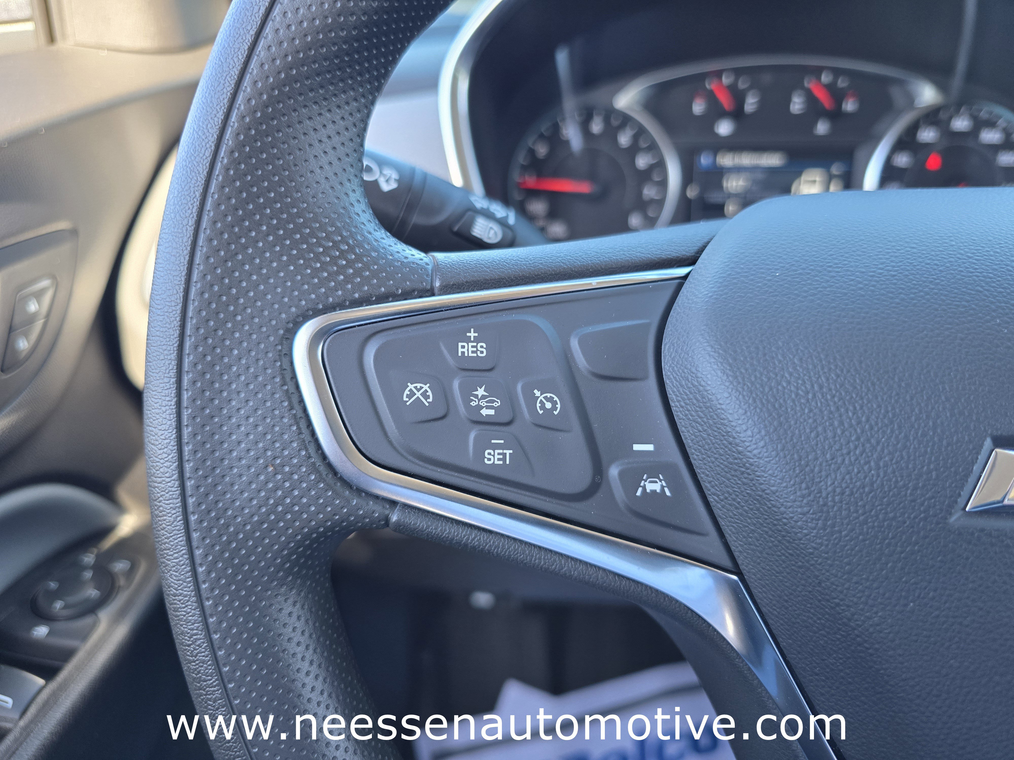 Used 2024 Chevrolet Equinox LS w/ LS Convenience Package image 20