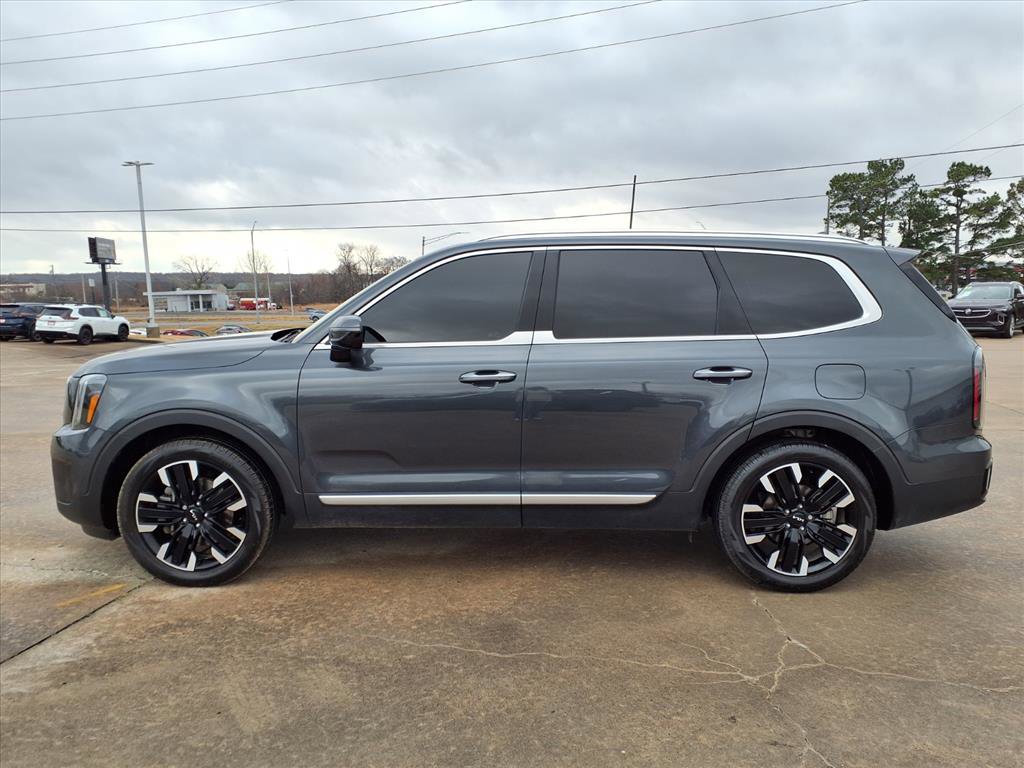 Used 2024 Kia Telluride SX w/ Towing Package image 22