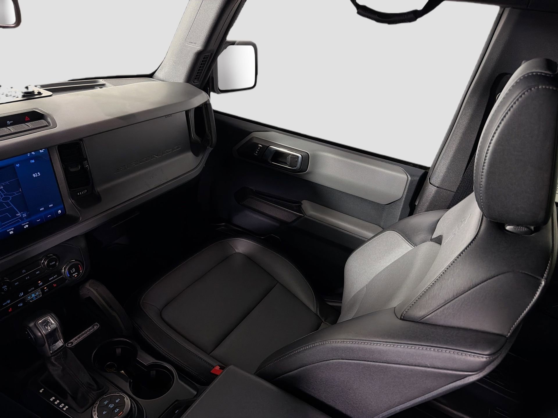 Used 2024 Ford Bronco Everglades image 24