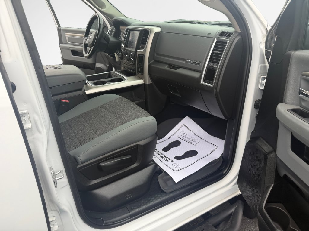 Used 2019 RAM 1500 Big Horn AWD/4WD image 26