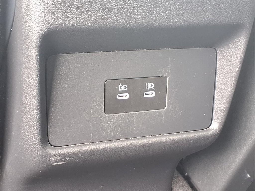 Used 2024 Nissan Rogue SV FWD image 21