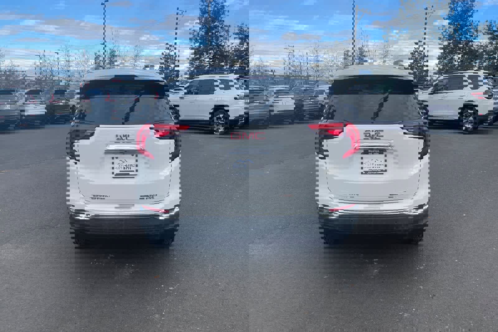 Used 2018 GMC Terrain SLT w/ Infotainment Package II image 7