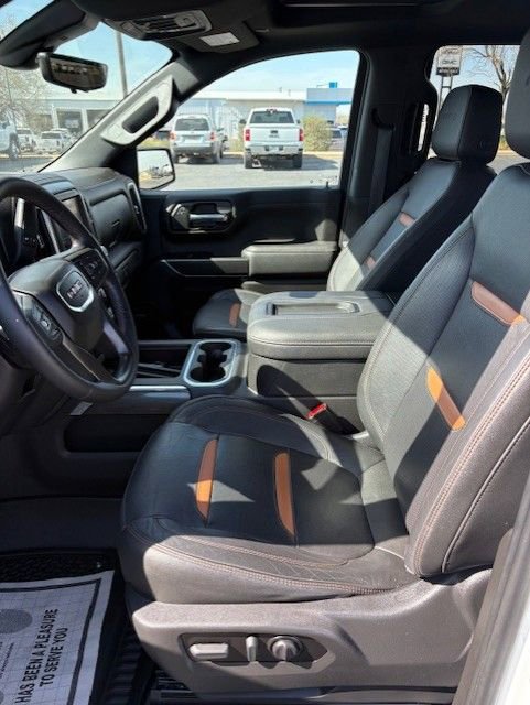 Used 2022 GMC Sierra 1500 AT4 w/ AT4 Premium Package image 8