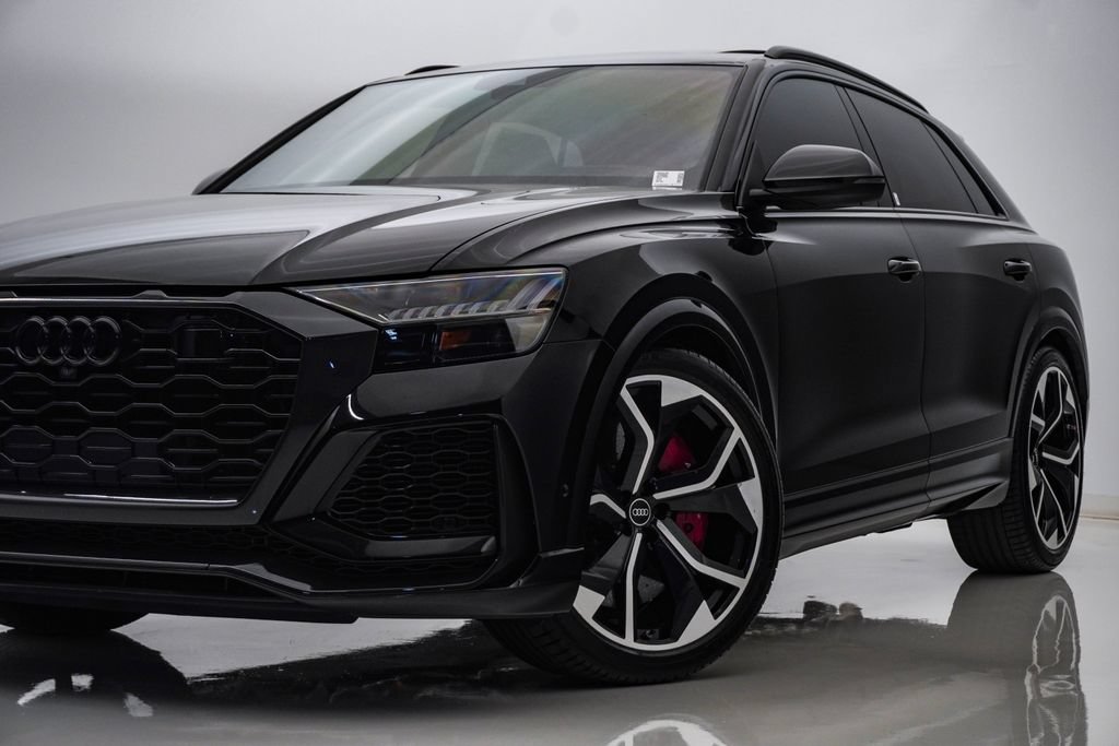 Used 2022 Audi RS Q8 AWD/4WD image 2