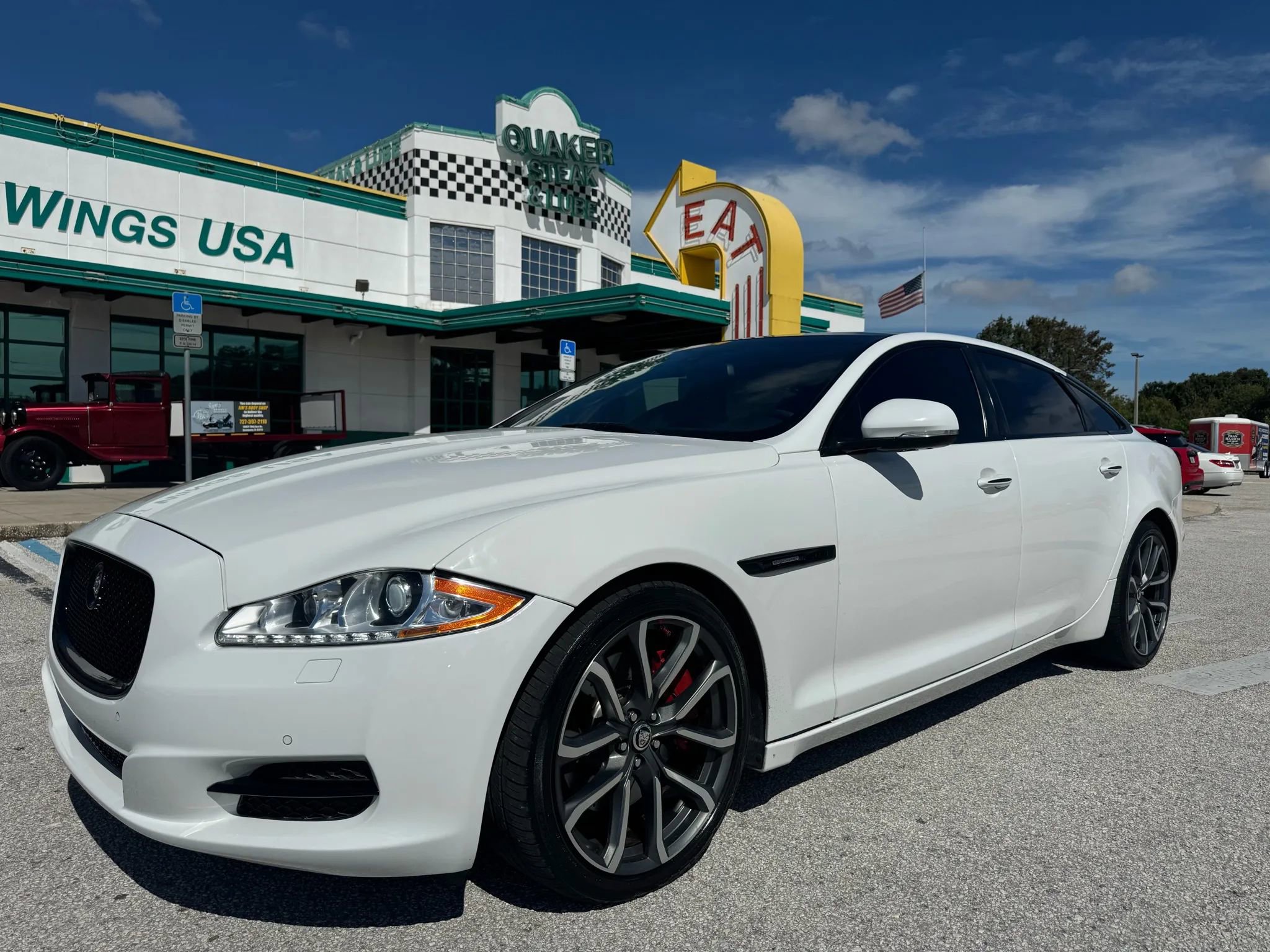 Used 2013 Jaguar XJ L Supercharged image 2