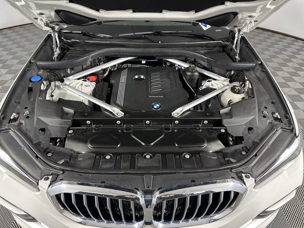 Certified 2023 BMW X5 xDrive40i w/ Premium Package image 2