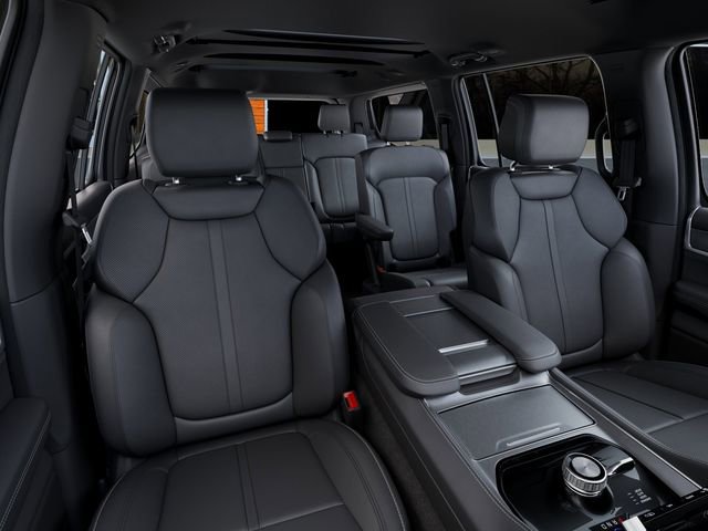 New 2026 Jeep Grand Wagoneer 4WD image 16