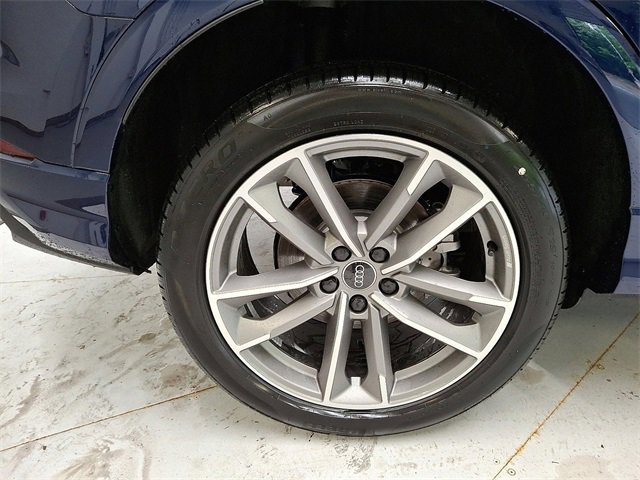 New 2025 Audi Q3 2.0T Premium w/ Convenience Package image 5