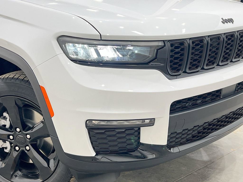 New 2025 Jeep Grand Cherokee L Limited w/ Black Appearance Package image 47