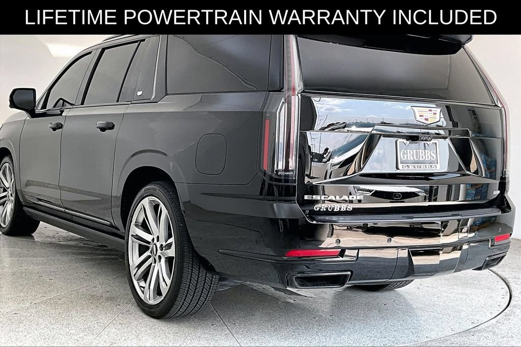 Used 2025 Cadillac Escalade ESV Sport Platinum AWD/4WD image 15