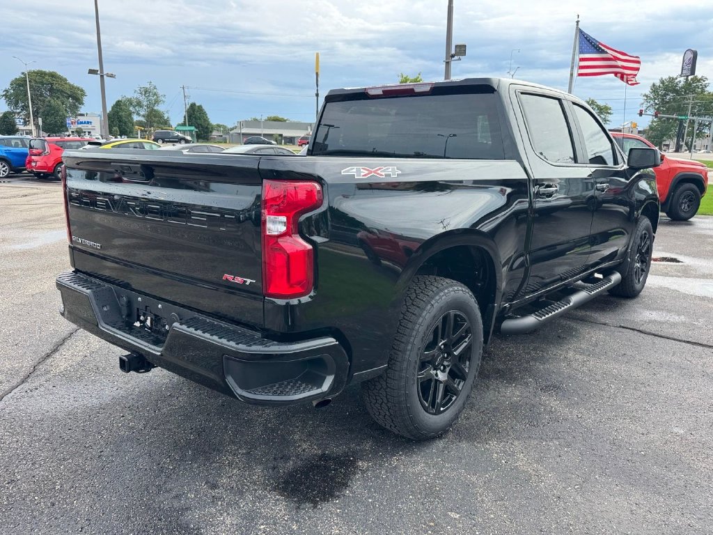 Used 2026 Chevrolet Silverado 1500 RST w/ RST Select Package AWD/4WD image 5