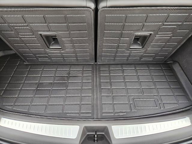 Used 2023 Cadillac XT6 Premium Luxury FWD image 25