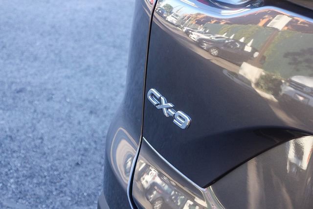 Used 2018 MAZDA CX-9 Touring w/ Touring Premium Package image 9