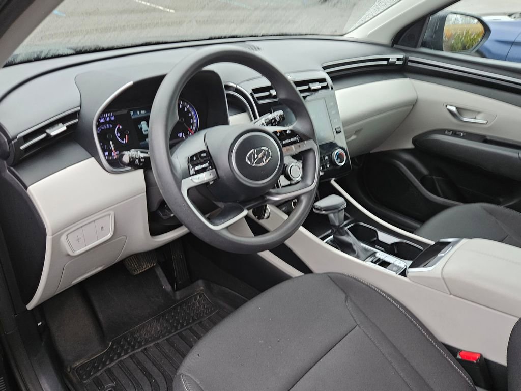 Certified 2023 Hyundai Tucson SE image 13