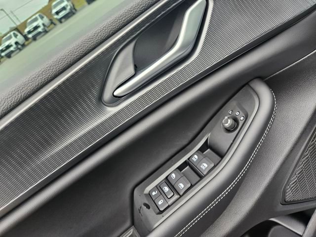 New 2025 Jeep Grand Cherokee Altitude image 11