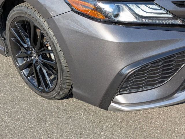 Used 2022 Toyota Camry XSE image 2
