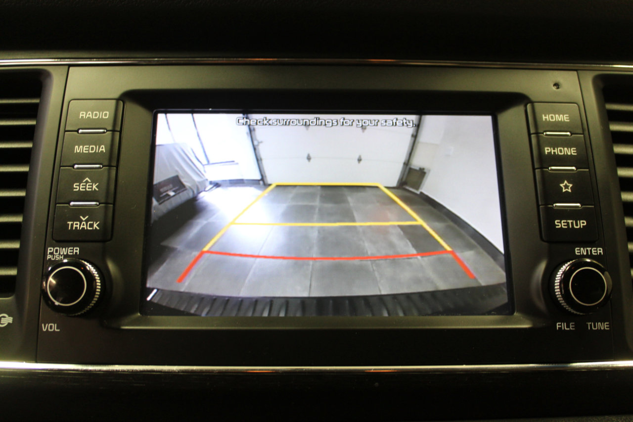 Used 2019 Kia Sedona LX image 13