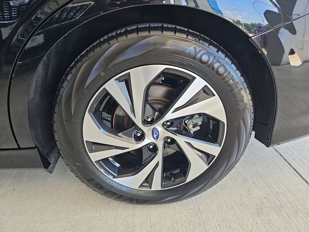 Certified 2024 Subaru Legacy Premium AWD/4WD image 37