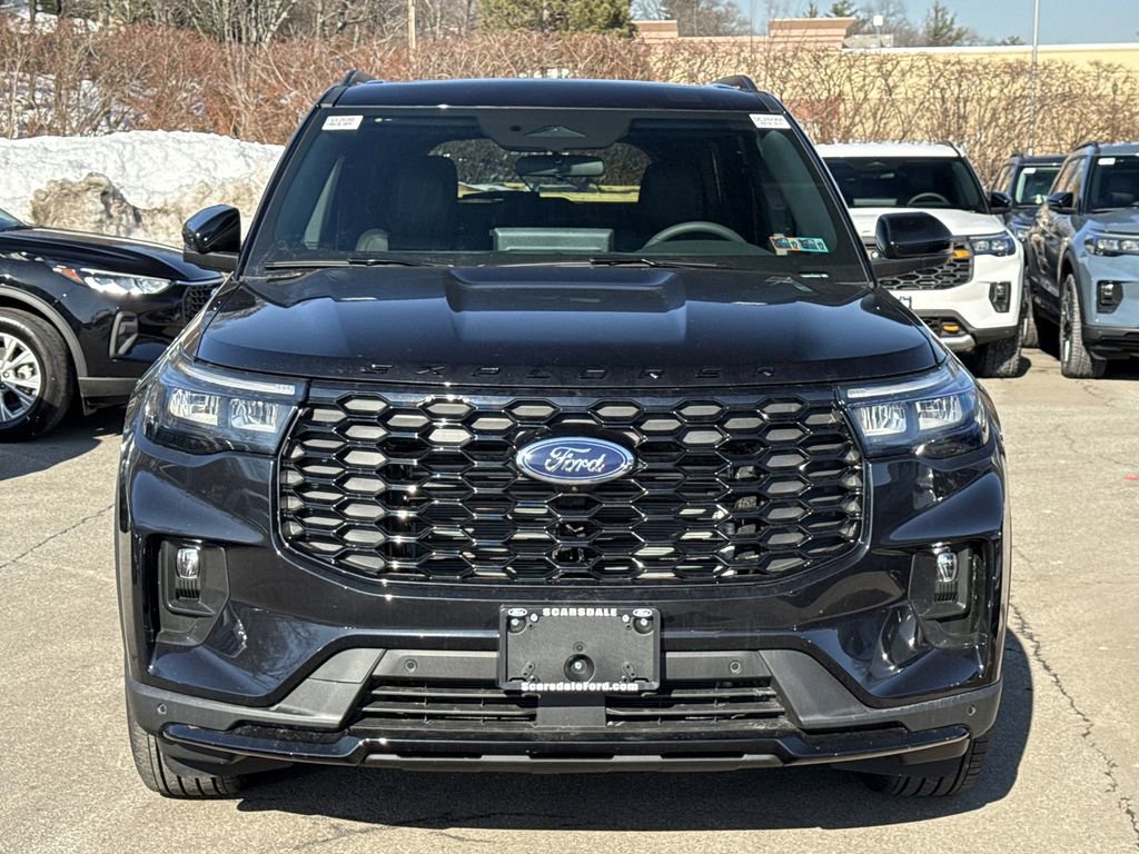 Used 2026 Ford Explorer ST-Line image 2