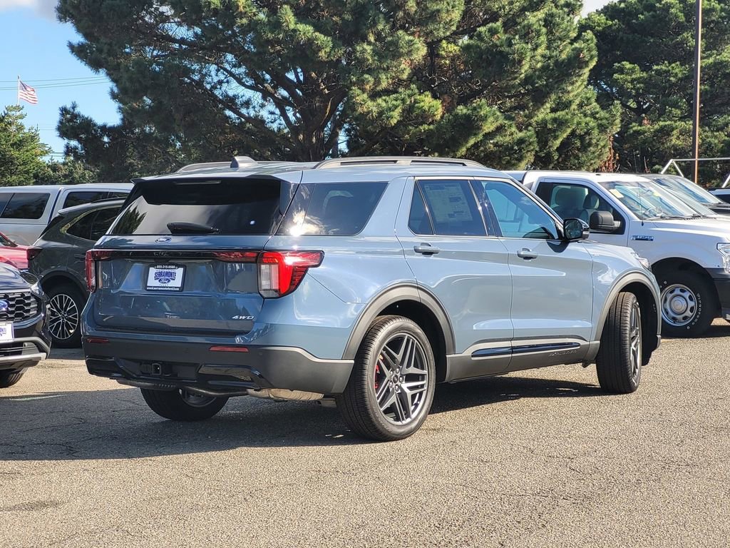 New 2026 Ford Explorer ST-Line w/ ST-Line Street Pack image 35