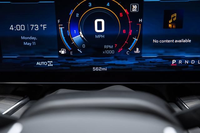 Used 2026 Chevrolet Suburban Z71 w/ Comfort Package AWD/4WD image 47