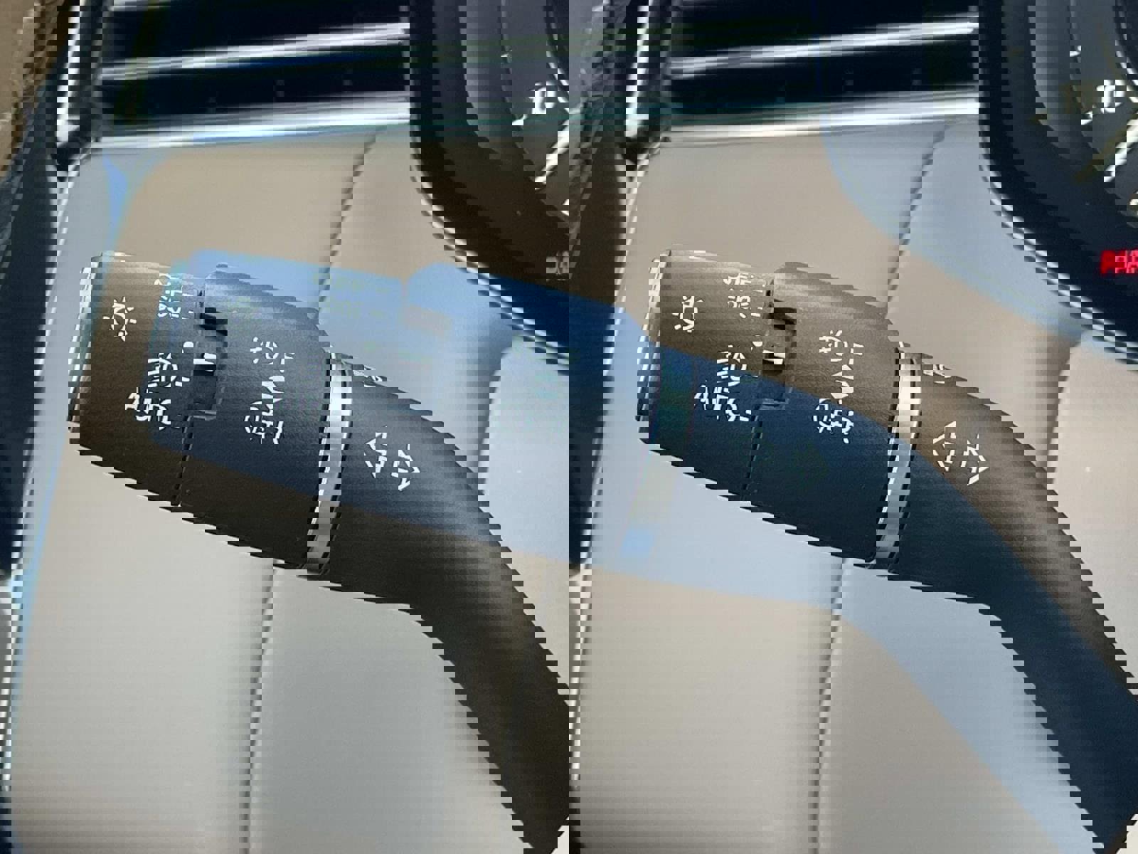 Used 2024 Land Rover Range Rover Sport Dynamic SE image 25