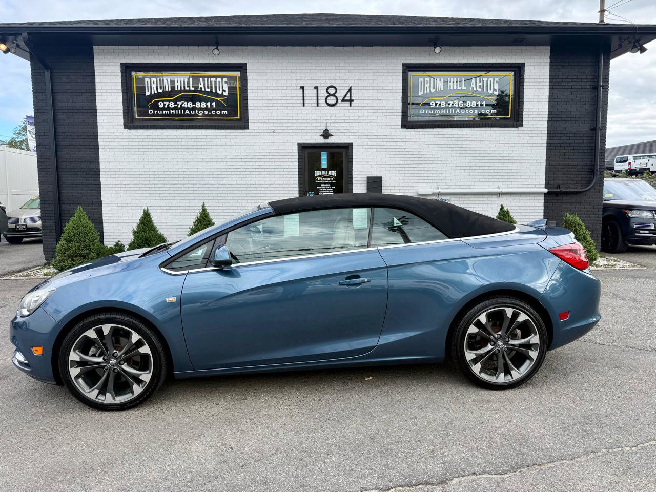 Used 2017 Buick Cascada Premium FWD image 4