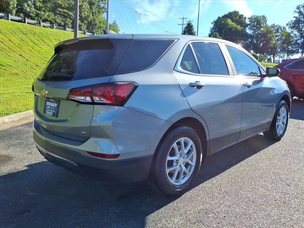 Used 2024 Chevrolet Equinox LT FWD image 3