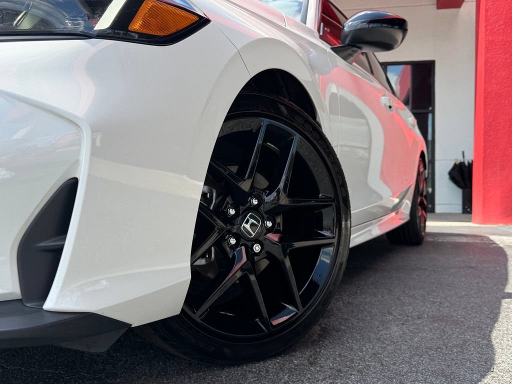 Used 2025 Honda Civic Sport image 2