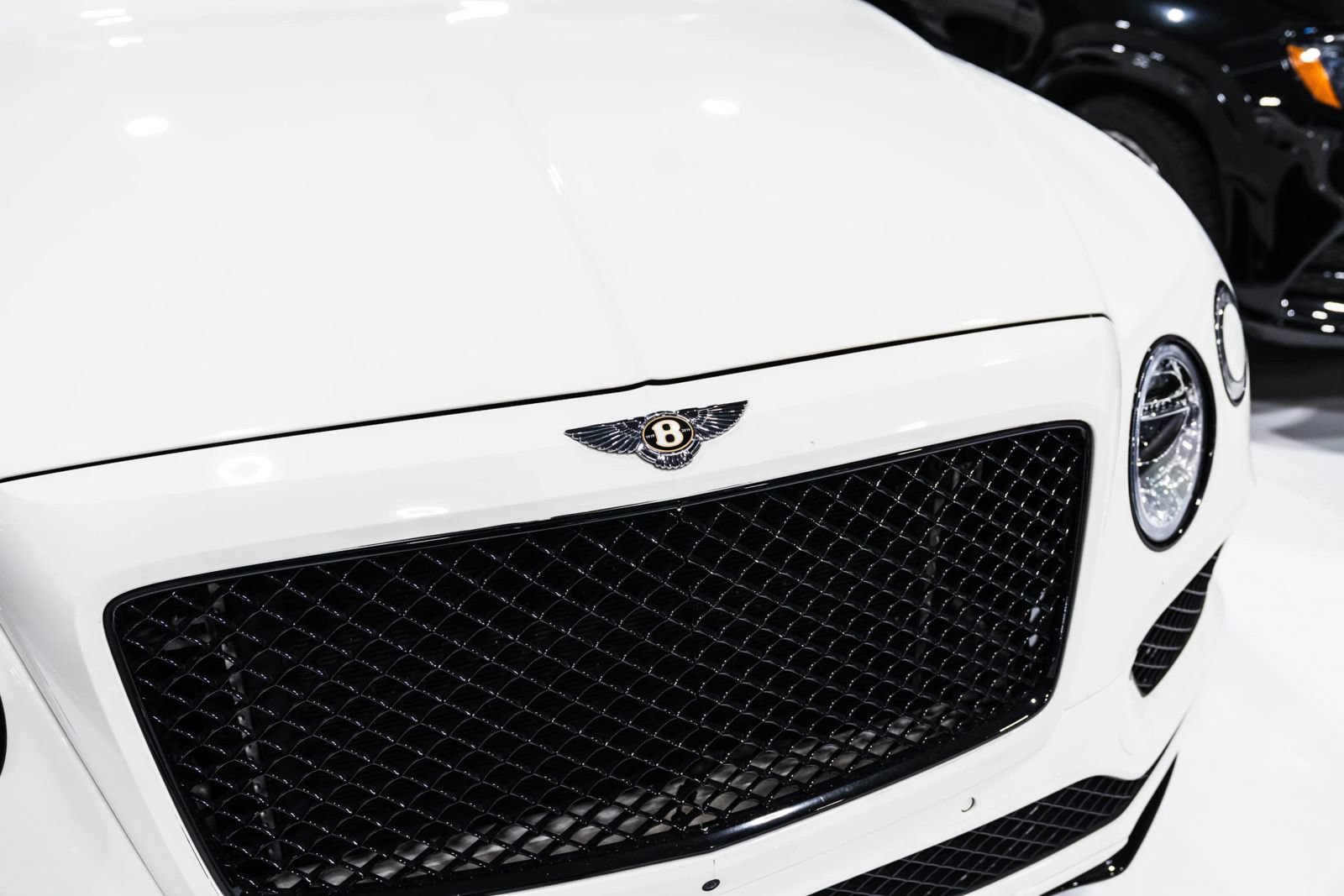 Used 2019 Bentley Bentayga AWD/4WD image 5