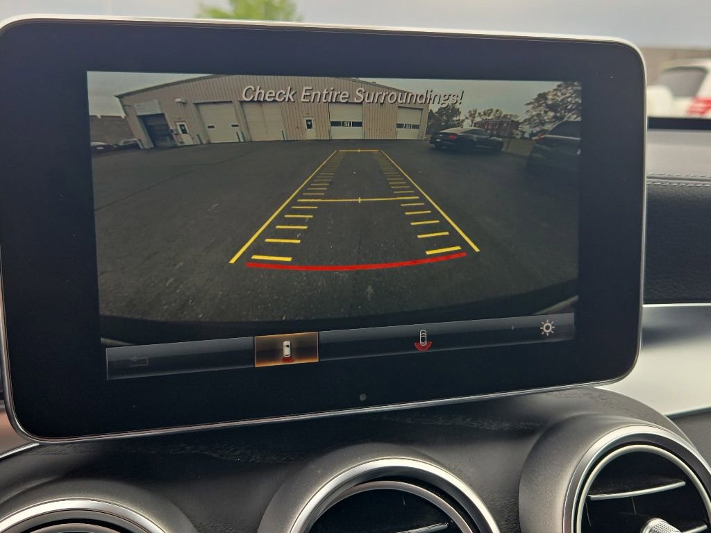 Used 2017 Mercedes-Benz GLC 300 4MATIC Coupe image 19