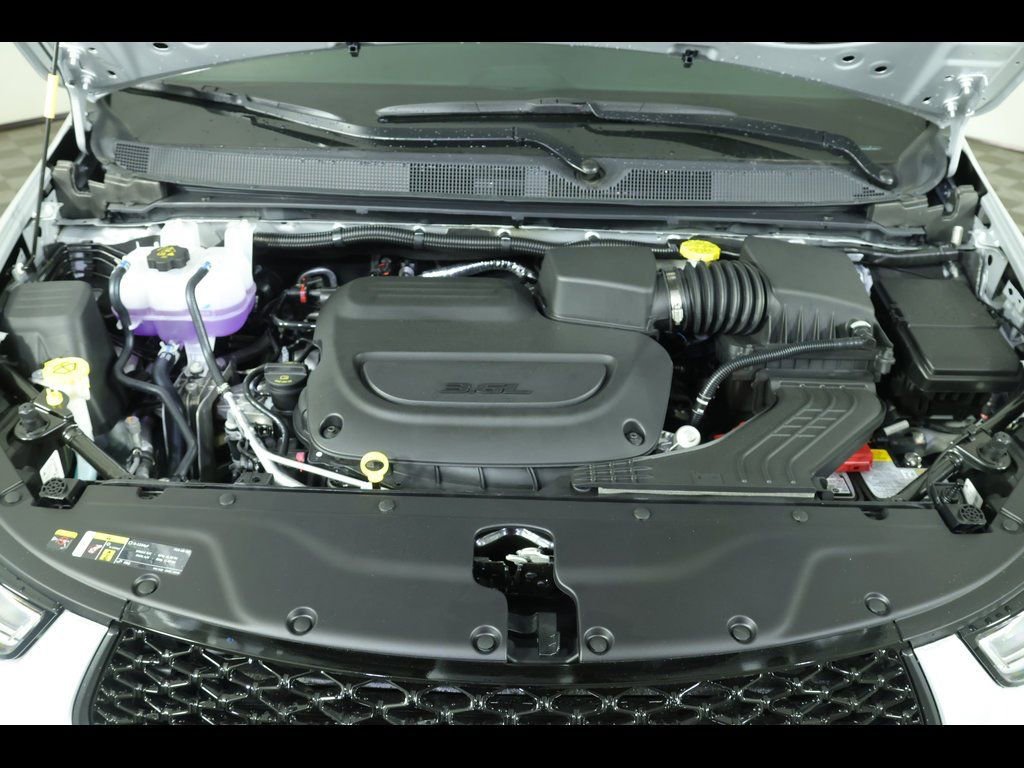 New 2026 Chrysler Pacifica Limited w/ S Appearance Package image 18