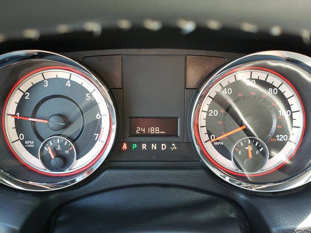 Used 2016 Dodge Grand Caravan SE image 24