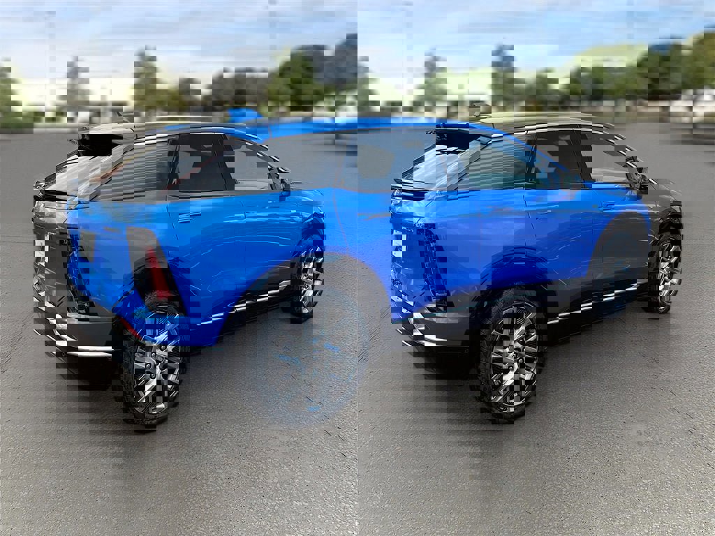 New 2026 Cadillac Optiq Luxury 1 image 6