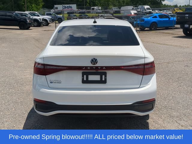 Used 2025 Volkswagen Jetta Sport FWD image 12