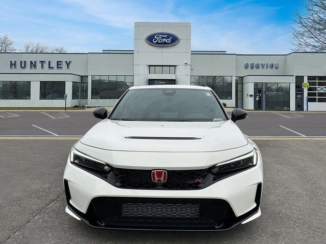 Used 2024 Honda Civic Type R image 3