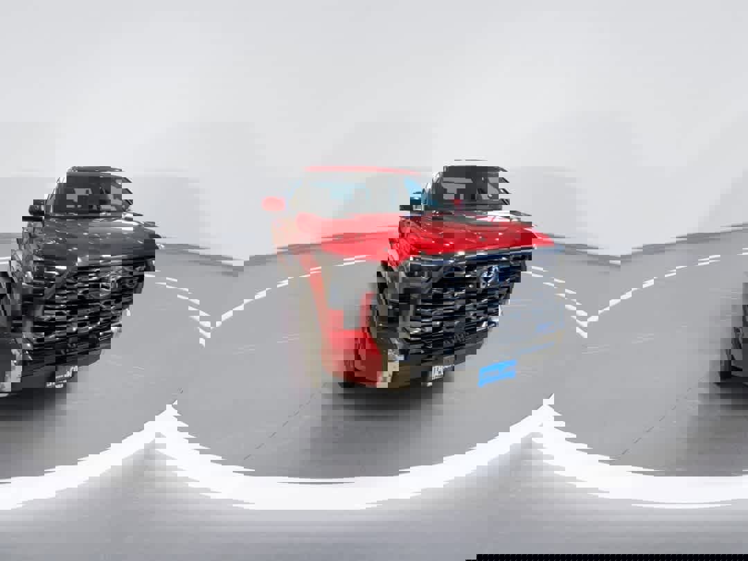 Used 2024 Toyota Tundra Platinum image 2