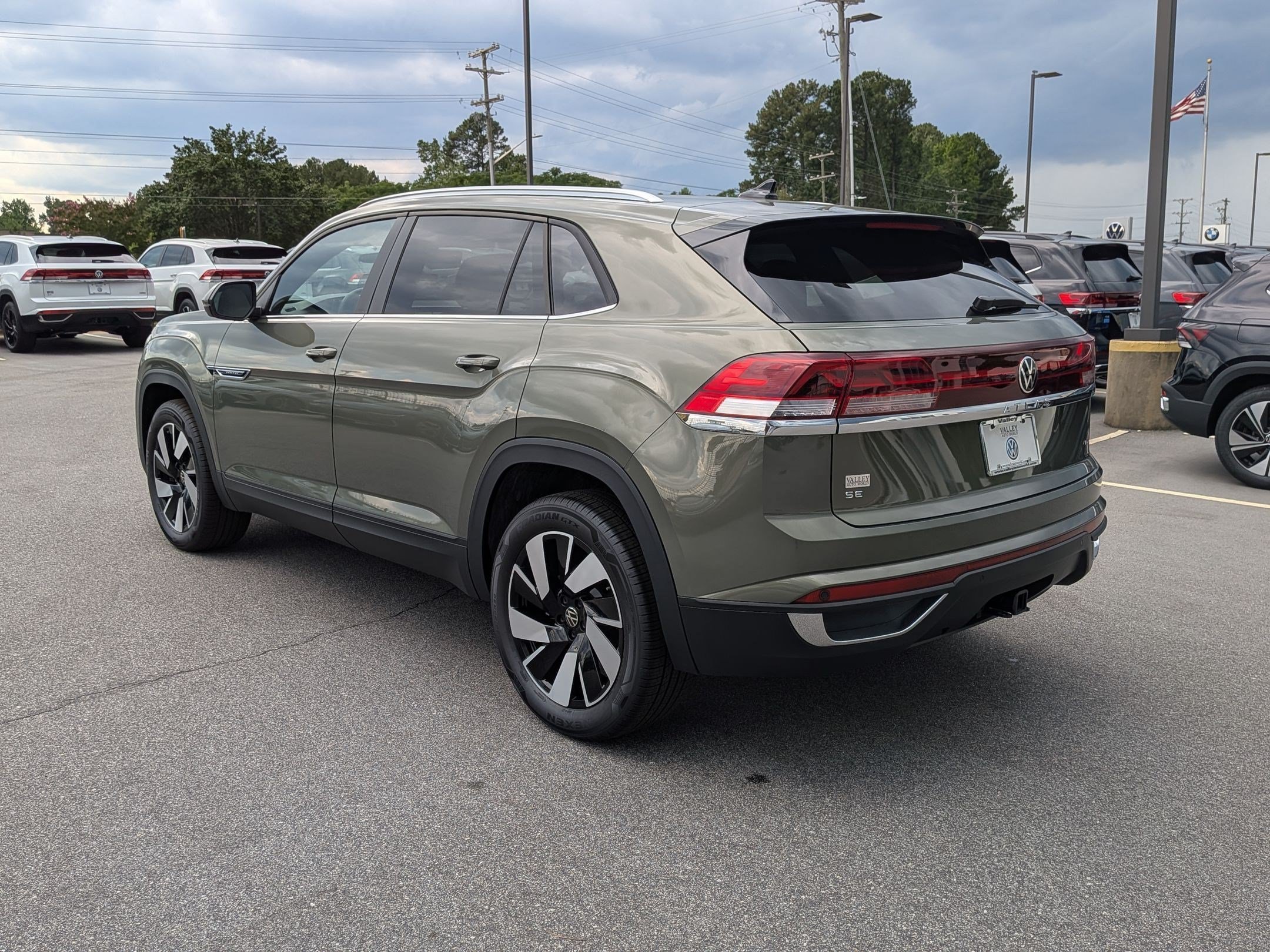 New 2026 Volkswagen Atlas Cross Sport SE AWD/4WD image 5