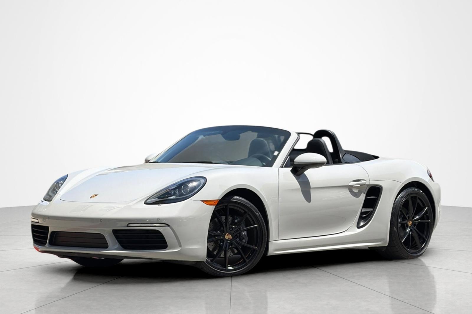Used 2025 Porsche 718 Boxster w/ Premium Package RWD image 1