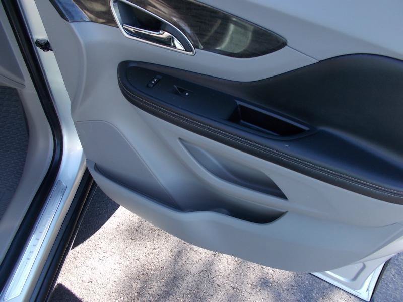 Used 2016 Buick Encore FWD image 22